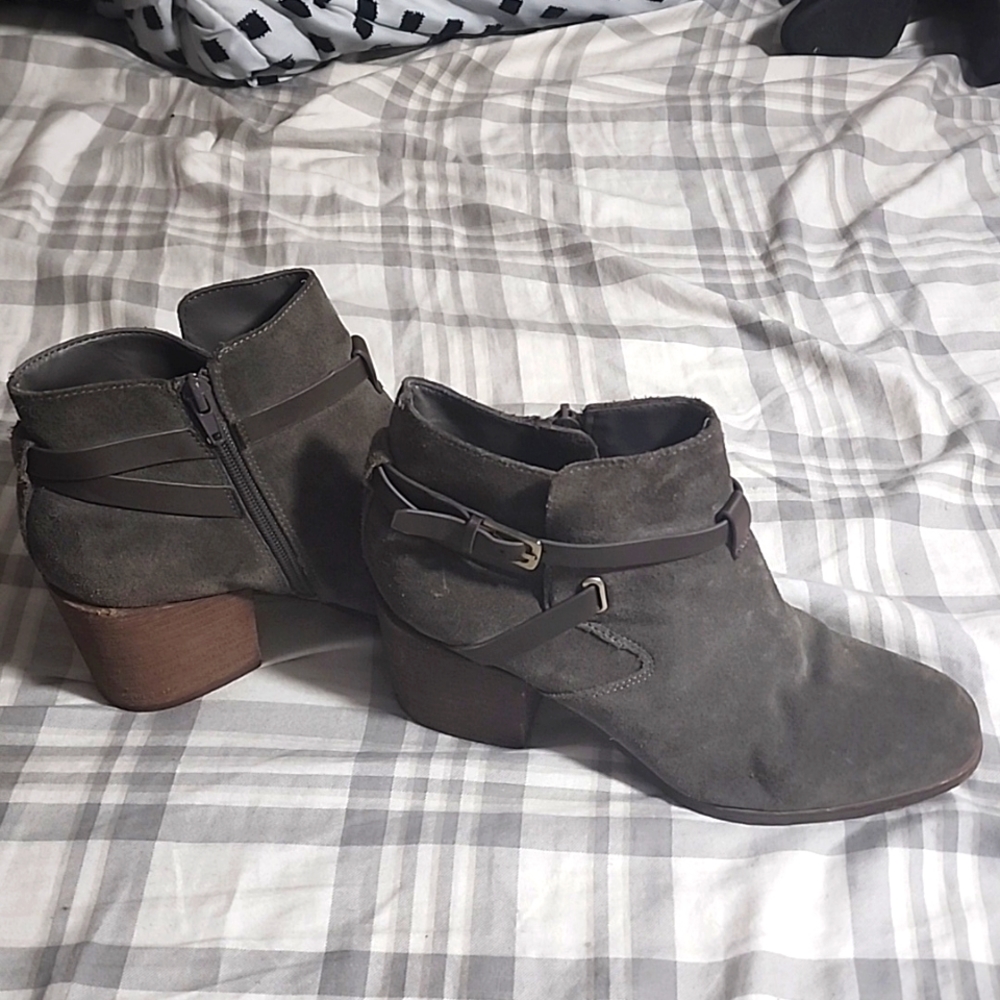 Ankle boots
